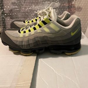Nike Air Max 95 Neon Vapormax Size 10